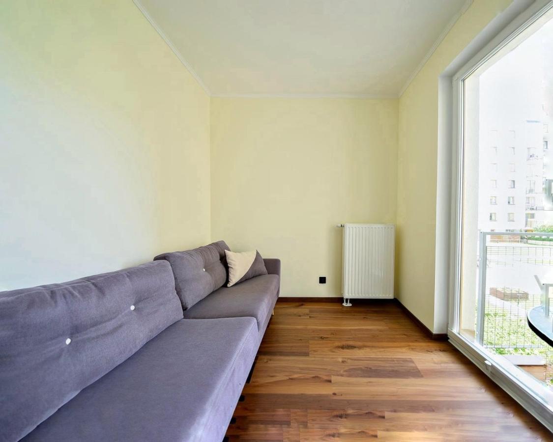 Wola Apartment Warsaw Exterior photo
